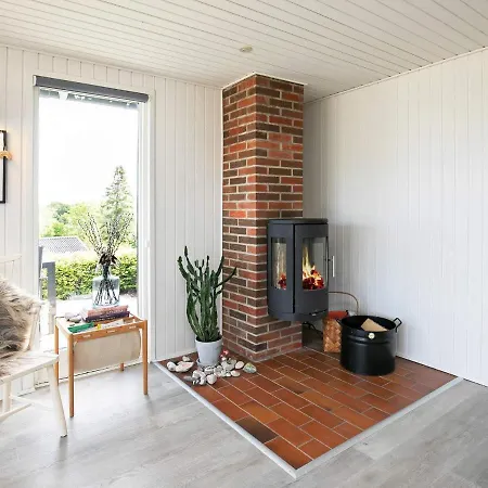 Seaside Retreat In Varbjerg-by Traum Holiday home *