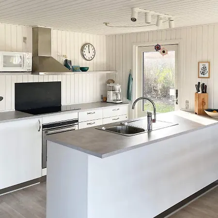Prázdninový dům Seaside Retreat In Varbjerg-by Traum *